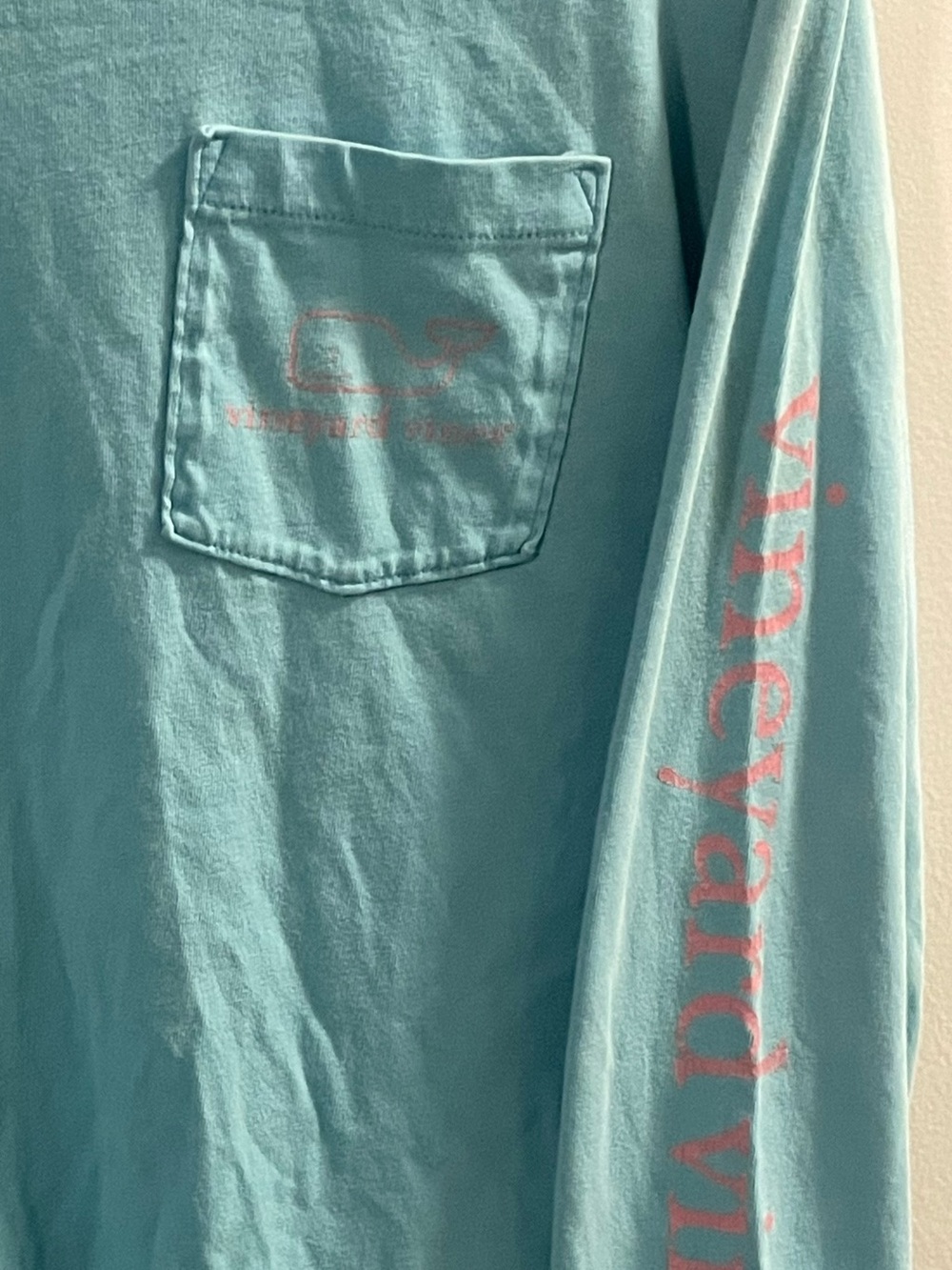 Vineyard Vines Aqua Long-Sleeve Pocket Tee with Pink Logo fits like a medium